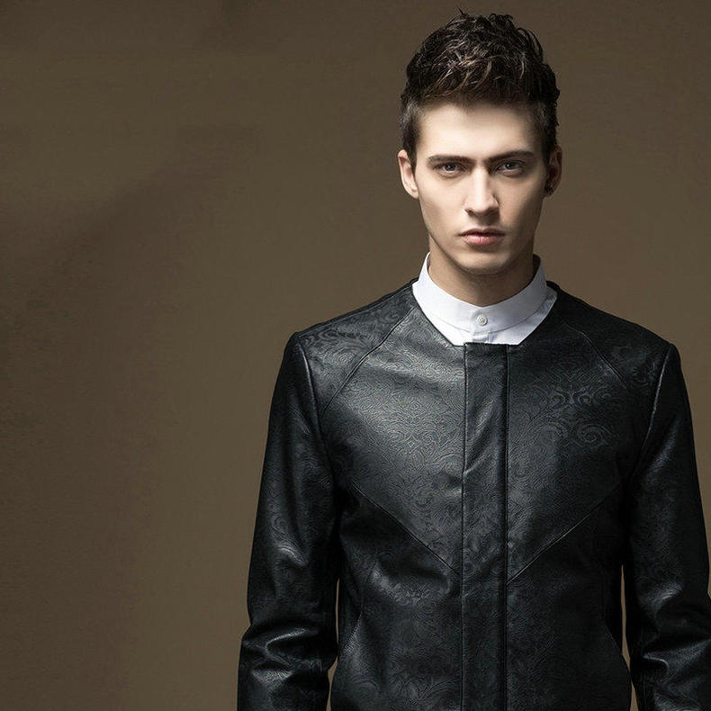 直接拿捏开春的皮衣穿搭,皮衣穿搭高级感中款