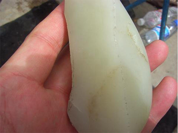 和田墨玉桃花石值钱吗,桃花石和田玉