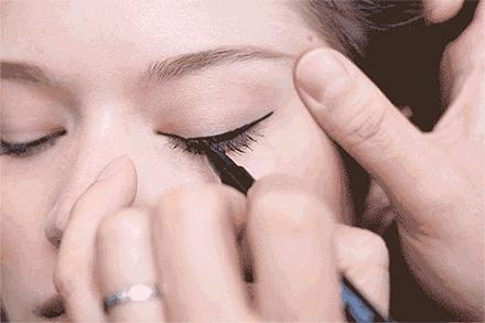 画眼线容易晕怎么办,为什么眼角画眼线总是会晕