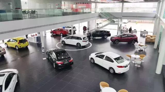 4s店卖一辆车能赚多少钱,一辆车4s店赚多少