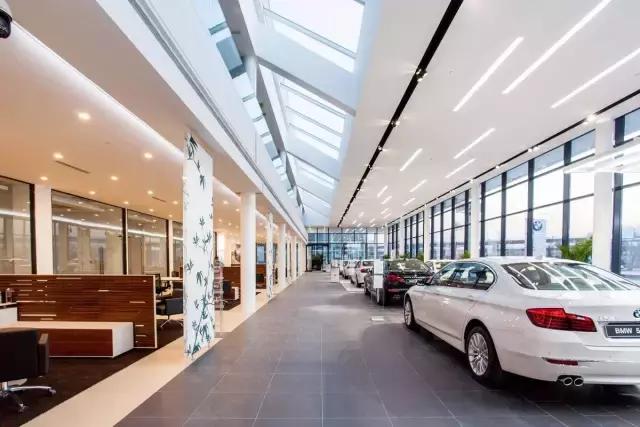 4s店卖一辆车能赚多少钱,一辆车4s店赚多少