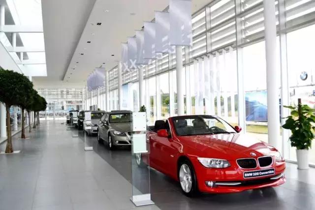 4s店卖一辆车能赚多少钱,一辆车4s店赚多少