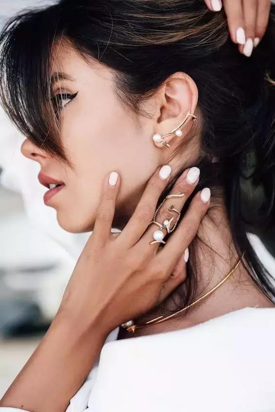 宋慧乔秀贤同款耳环,宋慧乔同款手镯