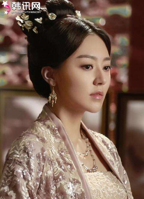 元贞知道素锦干的事吗,素锦冤枉元贞真相大白