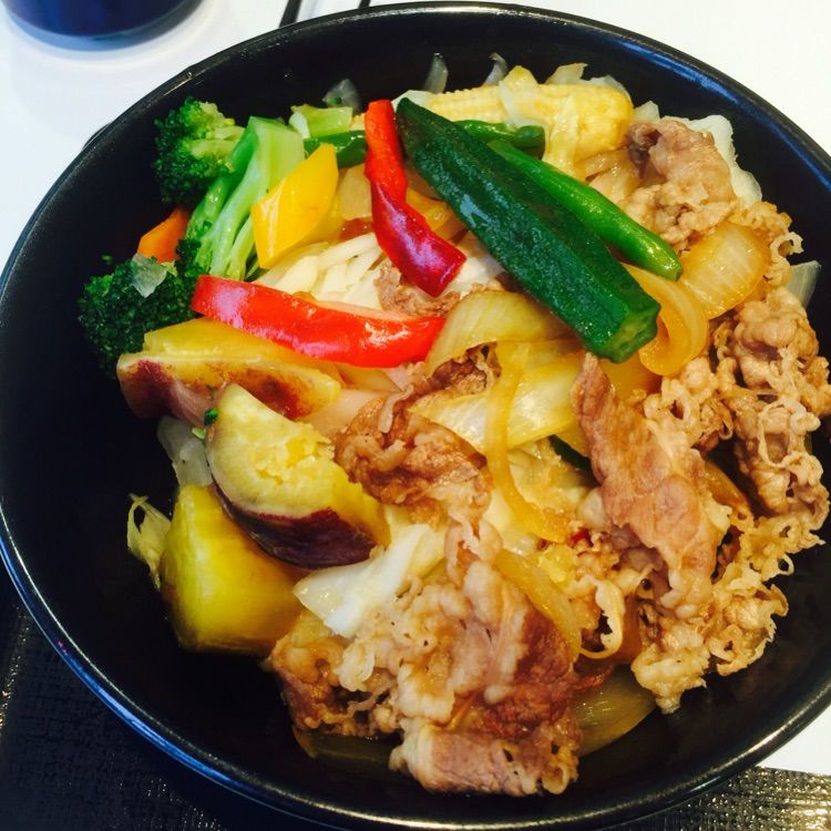 旅行是孤独的人在寻找的方式,旅行是我一辈子都愿意做的事