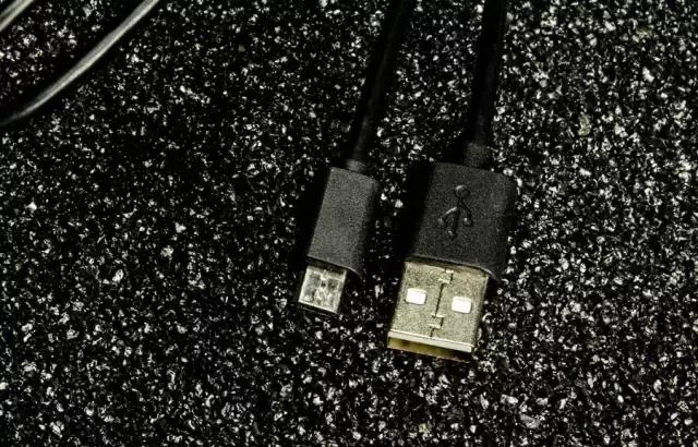 某男子竟然用“它”上王者和妹纸-撸虎水货