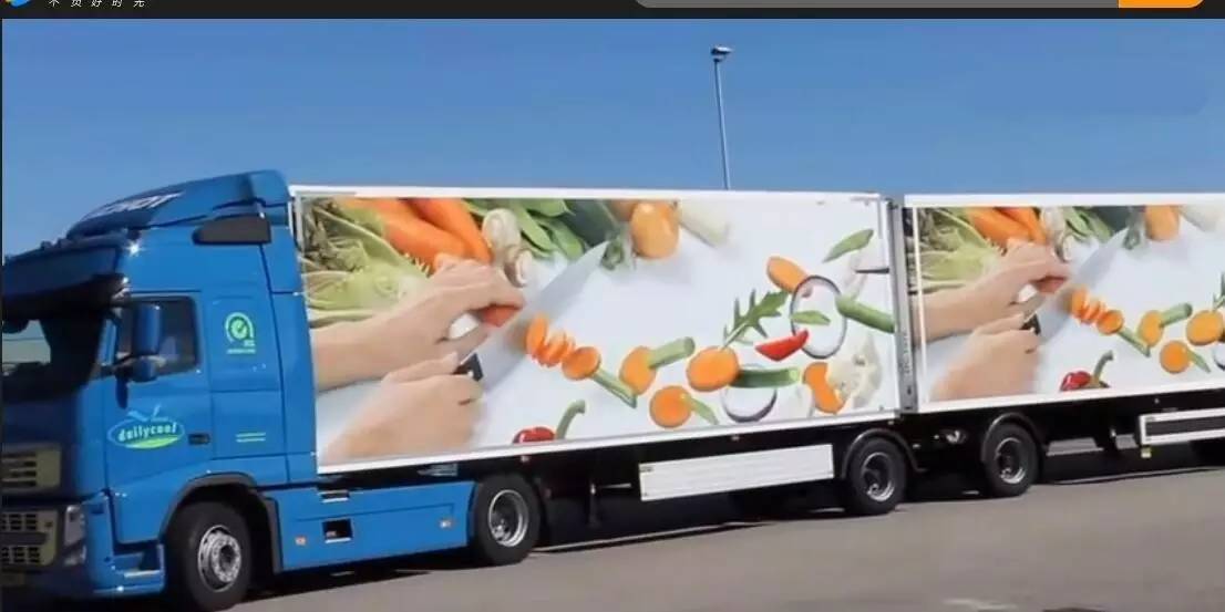 火车如何在公路上跑,公路火车如何控制转向