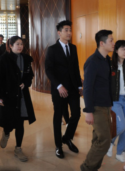 周传雄参加综艺节唱歌,周传雄爆火