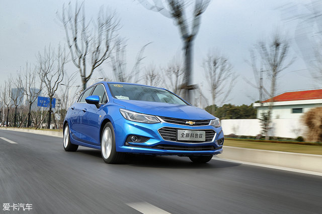 西安13年雪佛兰科鲁兹两厢,雪佛兰1.4t科鲁兹两厢二手车