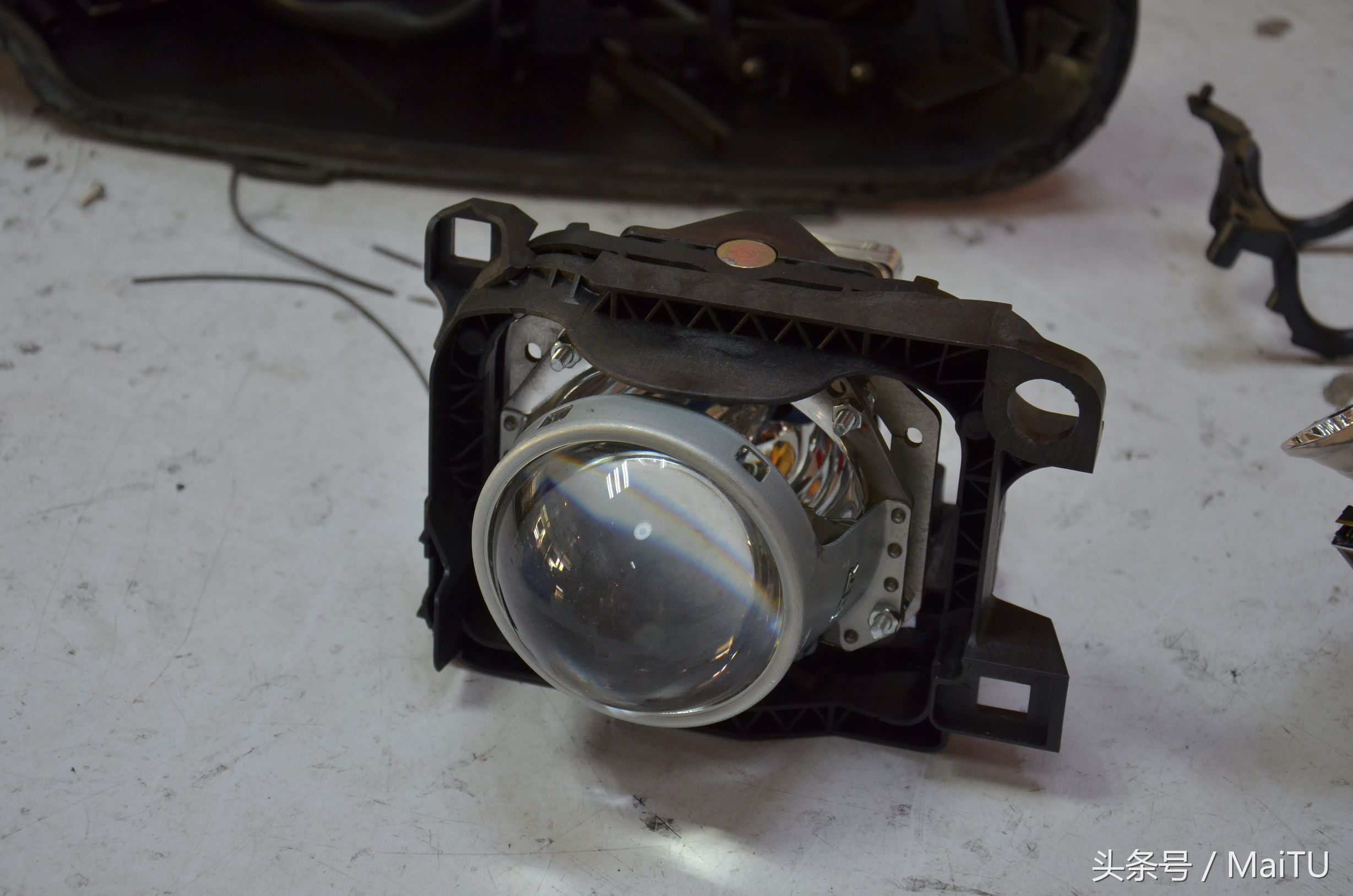 奥迪远光灯有多牛逼,奥迪灯果然名不虚传