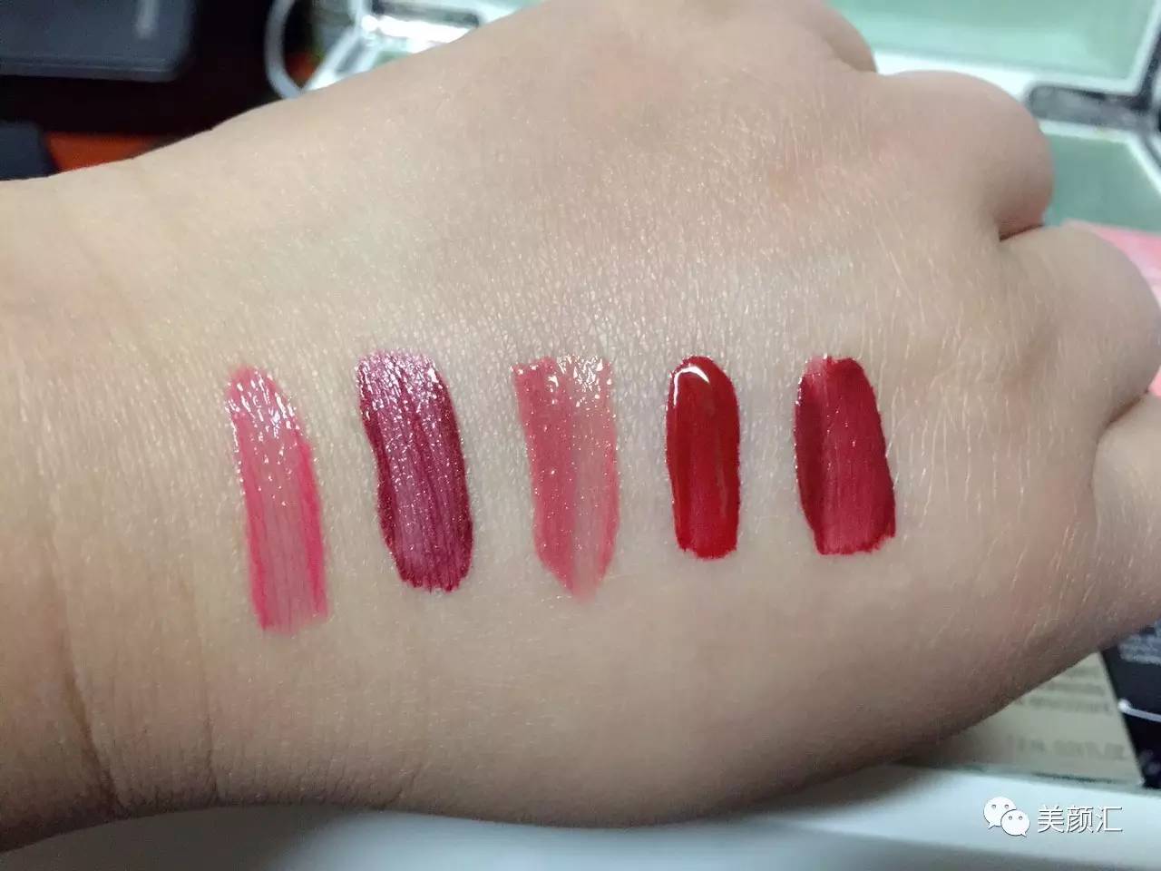 网红唇釉嘎许多，到底哪个好用？12款热门唇釉试用报告