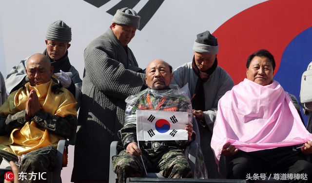 韩国现在潮流发型,2020韩国ins最火发型黑色