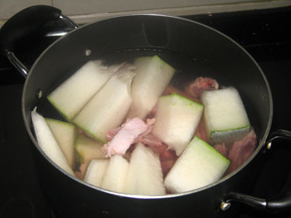 湿气重拔完火罐应该注意什么,能不能拔火罐祛湿毒