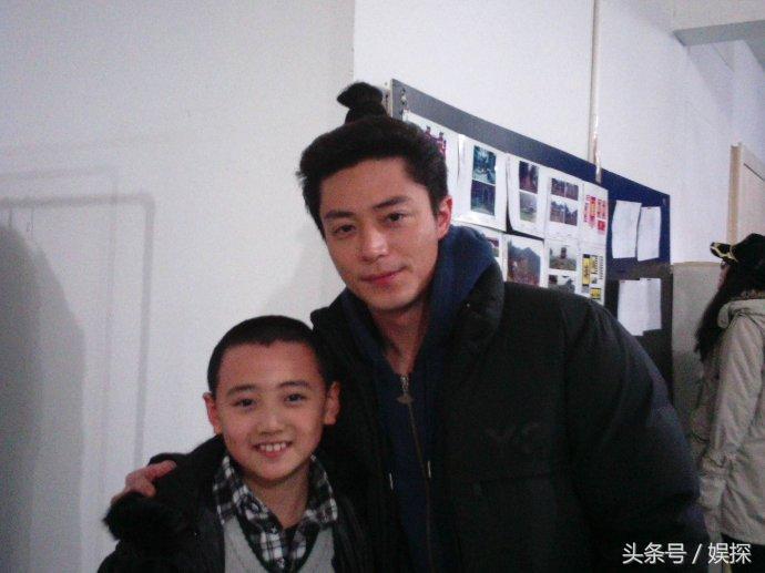 倾世皇妃霍建华扮相,为什么倾世皇妃霍建华是特别出演