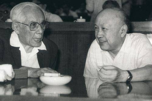 加州理工学院毕业中国博士,加州理工学院博士毕业典礼