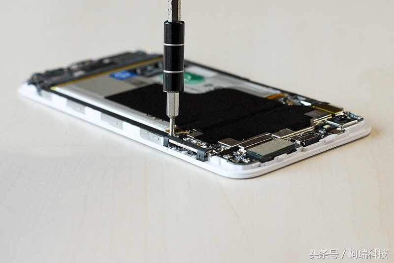 vivox9手机拆机换电池视频,vivox9换屏幕总成教程