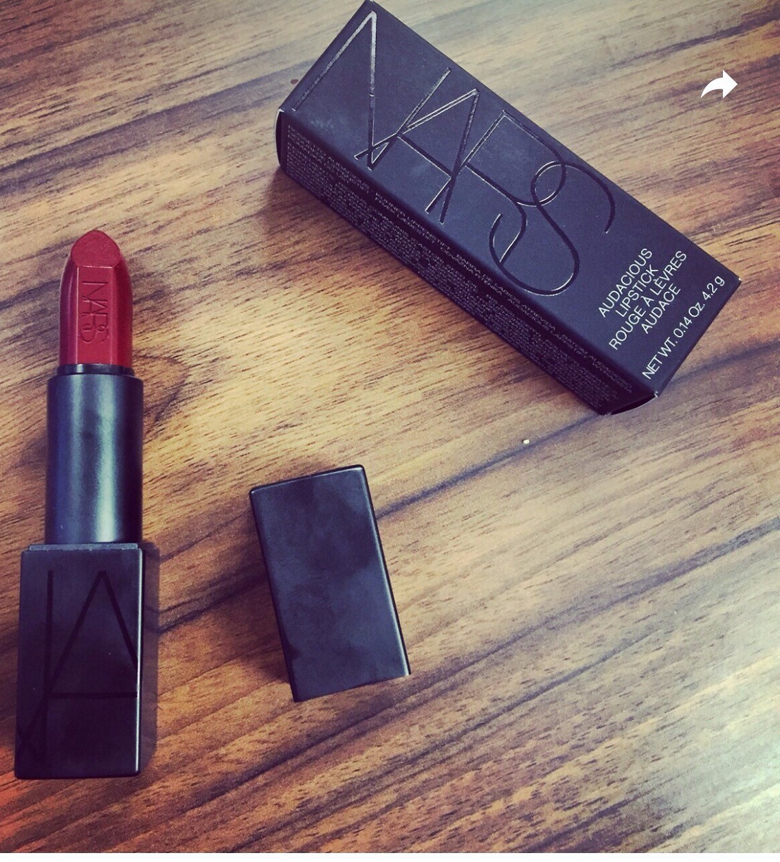 毕竟一辈子不算长，千万不要浪费在不适合的口红颜色上！