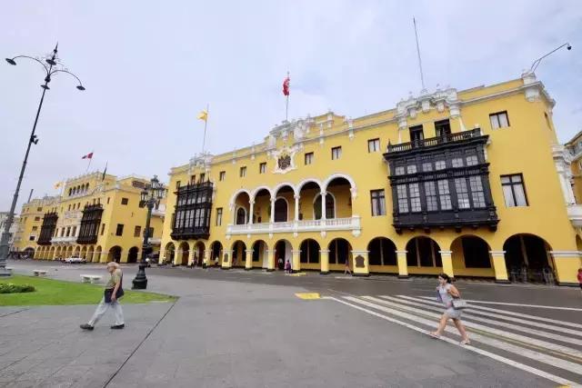 这才是旅行的样子，从亚洲至南美洲，他比我们多了点勇气和决心