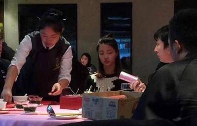 王思聪新欢和旧爱的对决,王思聪新欢旧爱如何取舍