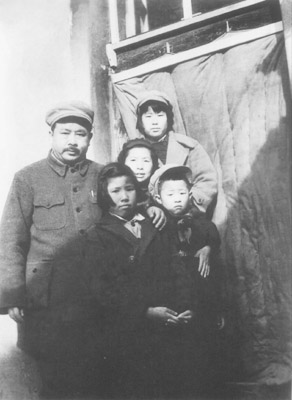 任弼时长女忆父亲:第一个倒下的开国领袖