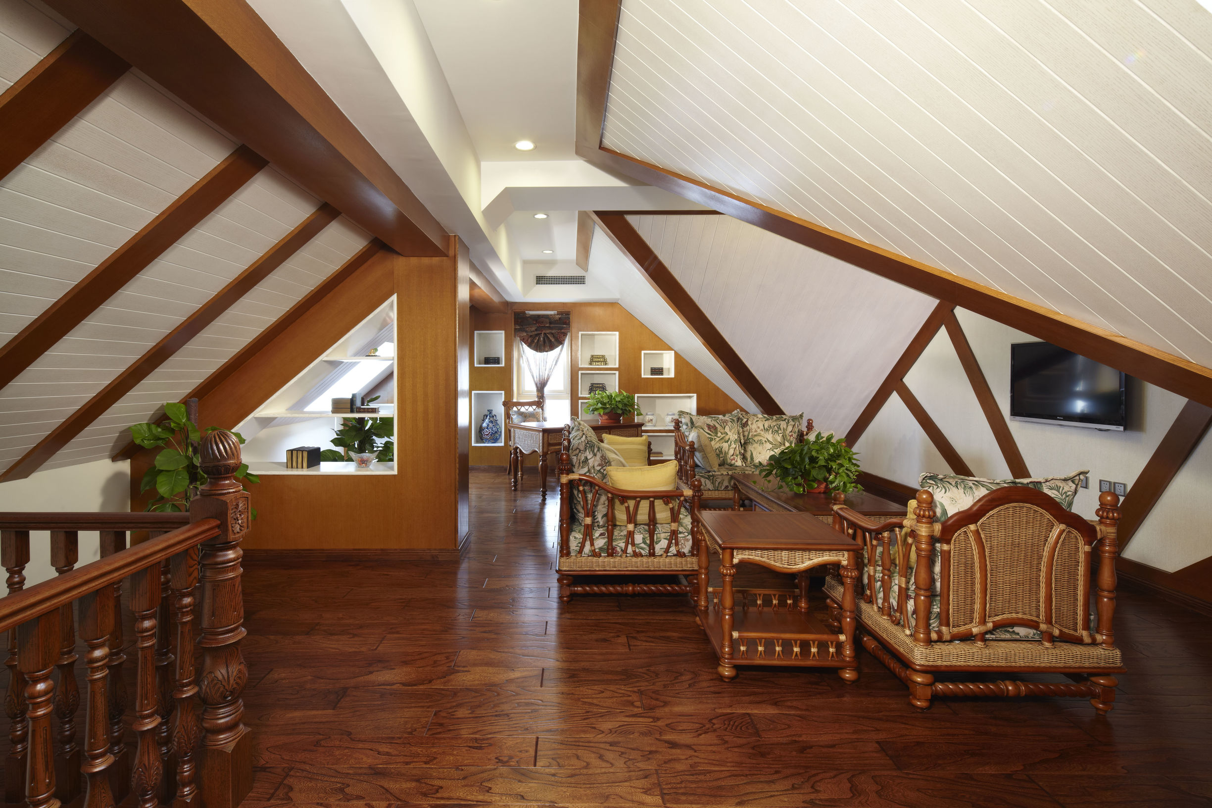 朋友总是夸我家装修好看,朋友来家里夸装修的好