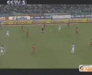 球队降级不离、遭遇财政危机不弃，他就是忠诚的代名词！