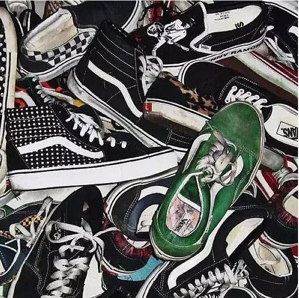 vansstyle36suede权志龙同款,vans格格不入是权志龙代言的么