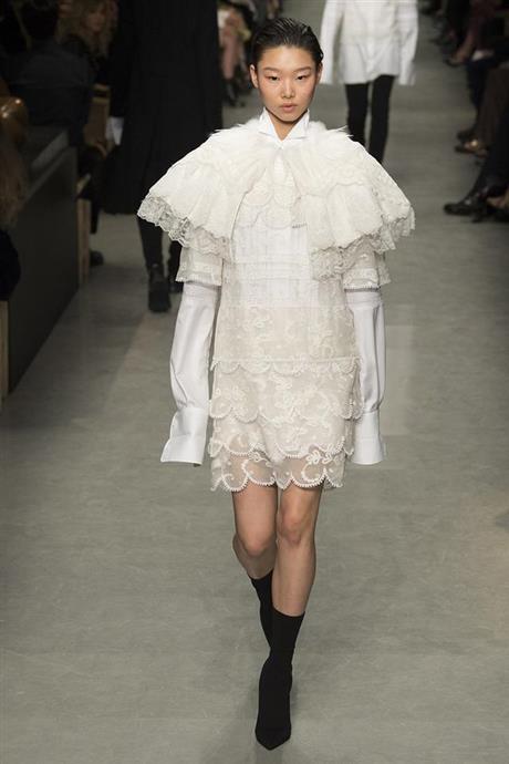 burberry2017春夏时装周,burberry时装周视频