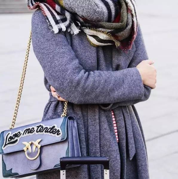 pinko燕子包最新款,pinko燕子酒神包