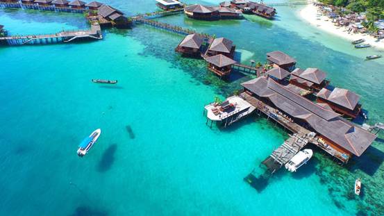 阳春三月，小萌高管们受邀齐飞诗巴丹参加“马布海洋日”~