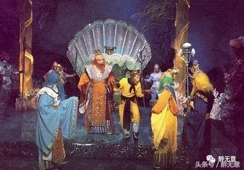 路遇病龙降雨,出手施救,龙感恩赠书,终成一代医圣