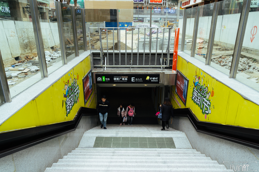 沉浸式逛南宁朝阳百货商店视频,南宁朝阳地下商业街人流