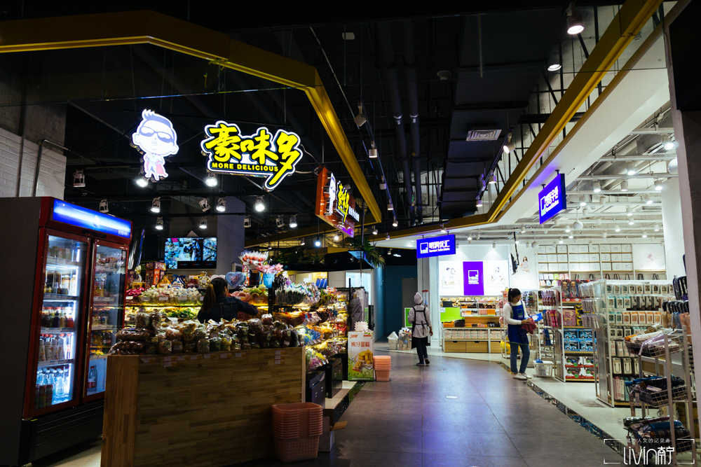 沉浸式逛南宁朝阳百货商店视频,南宁朝阳地下商业街人流