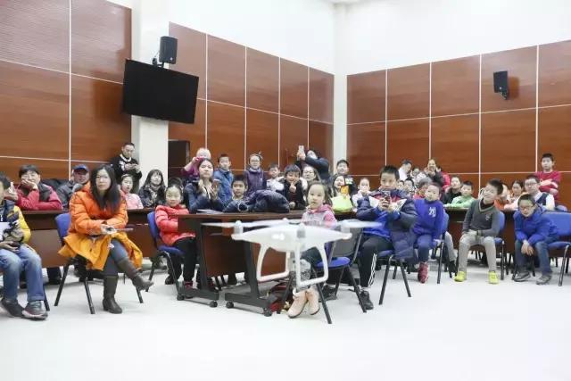 小班老师对孩子变化和成长的感悟,老师感慨学生一年的变化