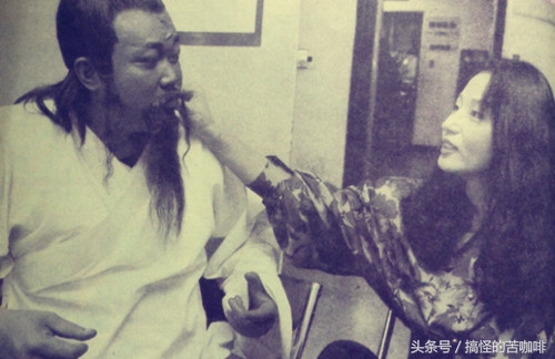 金超群演包青天后来换谁了,金超群因饰演包青天一夜成名