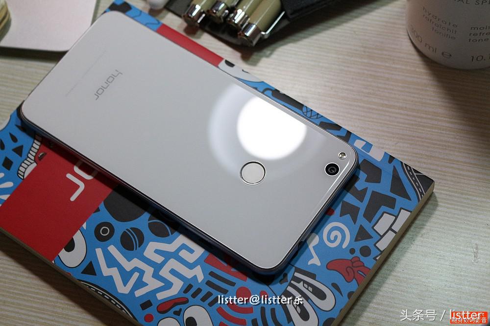 荣耀最有颜值的机型,荣耀8青春版缺点有哪些