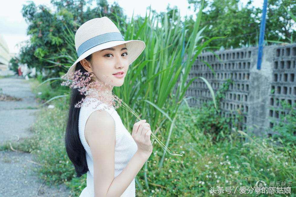 景甜洗脸视频火的不只贵妇洗面奶，还有洗脸小技巧