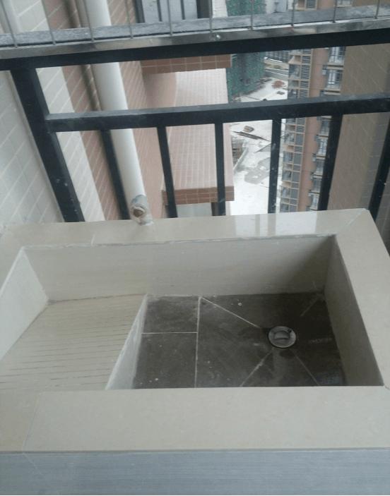 阳台上装洗手池,生活阳台装洗手池