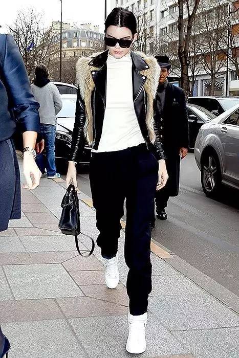 TA才是肯豆真爱｜流水的时尚造型铁打的小白鞋