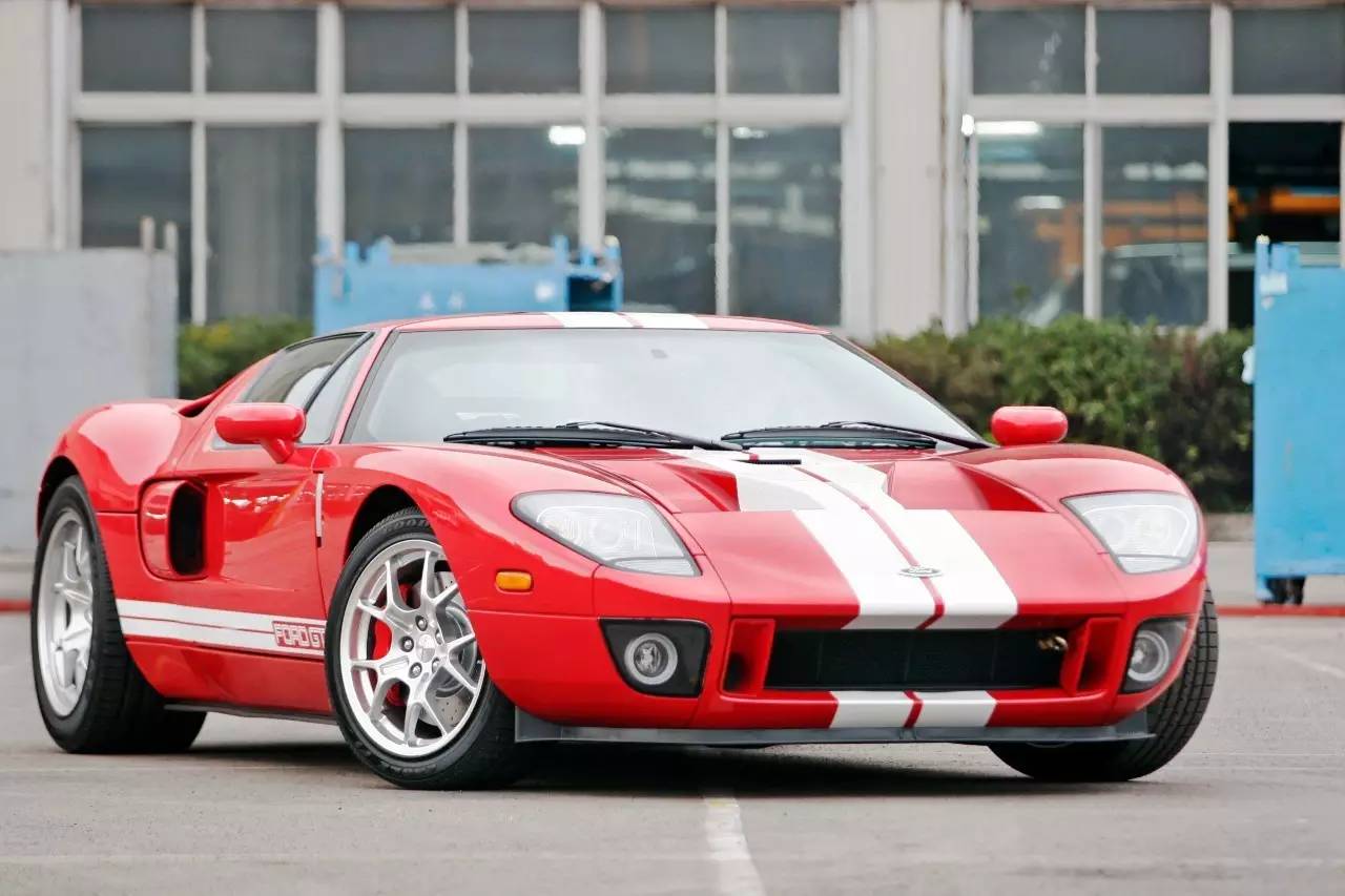 从赛道到街道开车乐趣,福特gtvs保时捷911