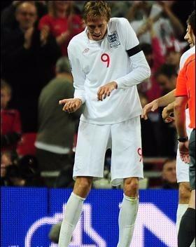 足球运动员的庆祝动作,足球庆祝动作搞笑视频