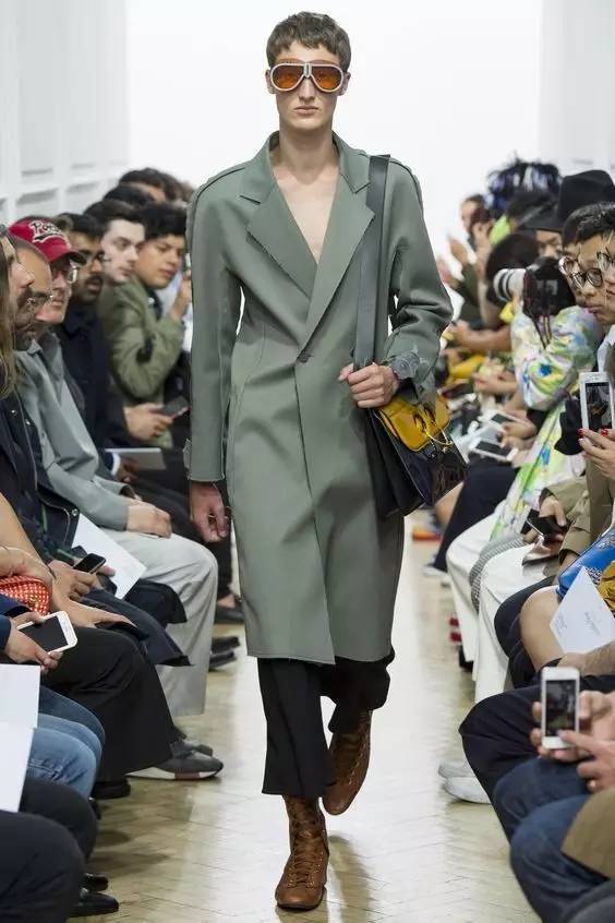 当下最流行的男装款式,2022服装男装潮牌流行趋势