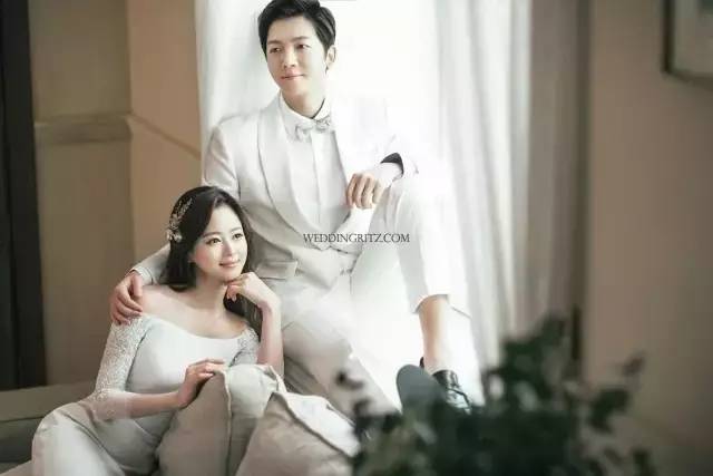 婚纱照夜景闪光灯摄影技巧,室内婚纱复古暖光怎么拍摄