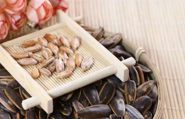 和顺古镇美食小吃推荐,走过和顺古镇的古街古巷