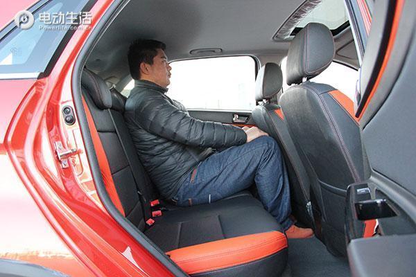 北汽ex260新能源蓝色,北汽新能源ex260区别