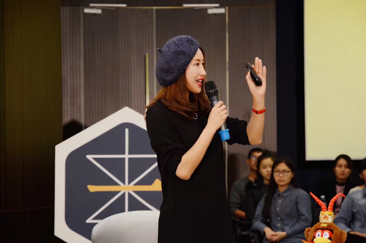 公司转型，四个月签约200名辣妈网红，获黄晓明与一下科技青睐