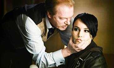 龙纹身的女孩结局,龙纹身的女孩女主结局