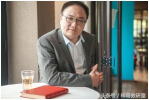 你肯定读不完，网媒学子整了篇关于“自媒体首富”罗振宇的长文