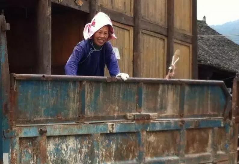 顺丰王卫上市照片,王卫不愿意让顺丰上市吗