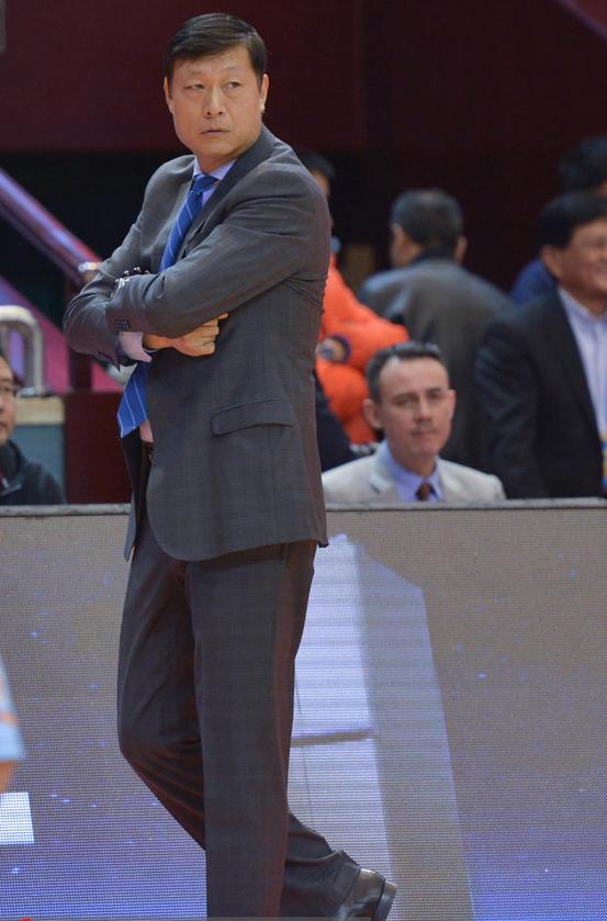 新疆队接连输球的原因,新疆篮球输给了谁